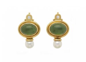 Cabachon-green-tourmaline-valois-earring-set-with-akoya-pearls-and-diamonds-EVA22176