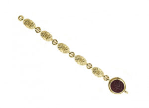 Carved-gold-bracelet-with-red-glass-intaglio-BMS26451-600x434 Carved-gold-bracelet-with-red-glass-intaglio-BMS26451-600×434