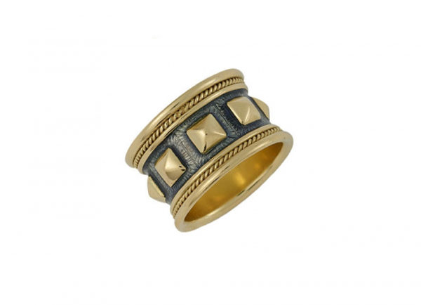 Templar-band-ring-with-soft-puramids-of-gold-and-violet-grey-enamel-TBE26026-600×434
