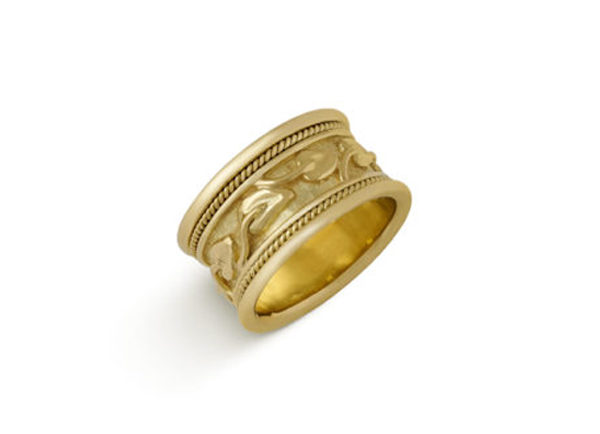 Myrtle Leaf Gold Band Ring