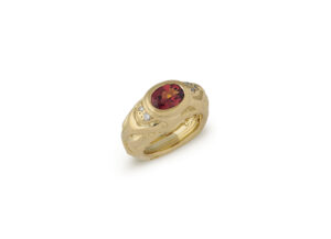 Gold ring with Malaya garnet and diamonds; fine jewellery London; Elizabeth Gage