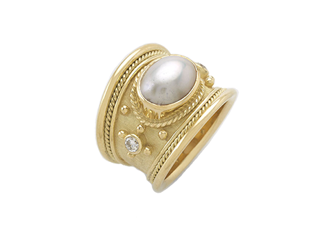 Mabé Pearl Tapered Templar Ring