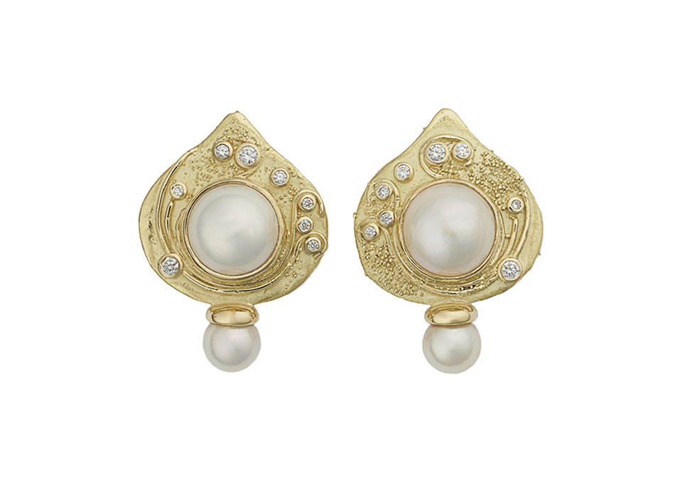 Shiraz Pearl Earrings