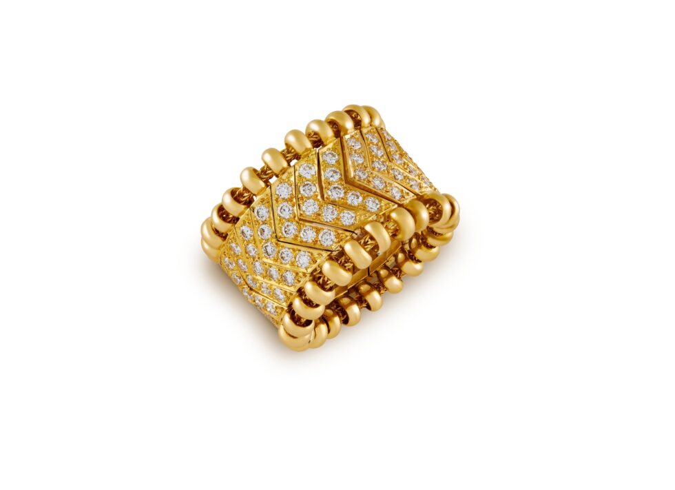 Chevron Agincourt Band Ring