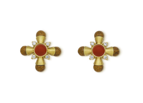 18ct yellow gold Kiss earrings with round cabochon carnelians, brilliant-cut diamonds, jasper beads in gold spiral cones, and clip fittings.