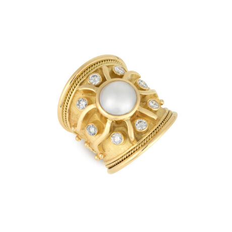 18ct gold Sun ring with mabé pearl, diamond accents, and gold flame motif