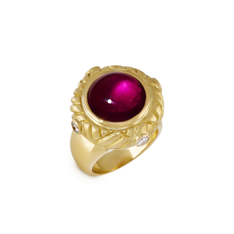 18ct yellow gold Ottoman ring with 9.58ct round rubellite cabochon and diamond-set plaited gallery