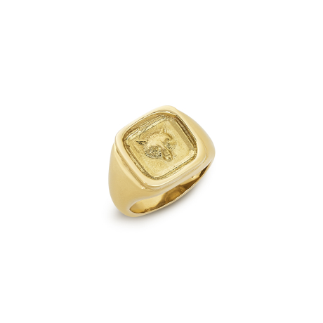 18ct yellow gold signet ring with cameo relief of a fox and polished gold finish